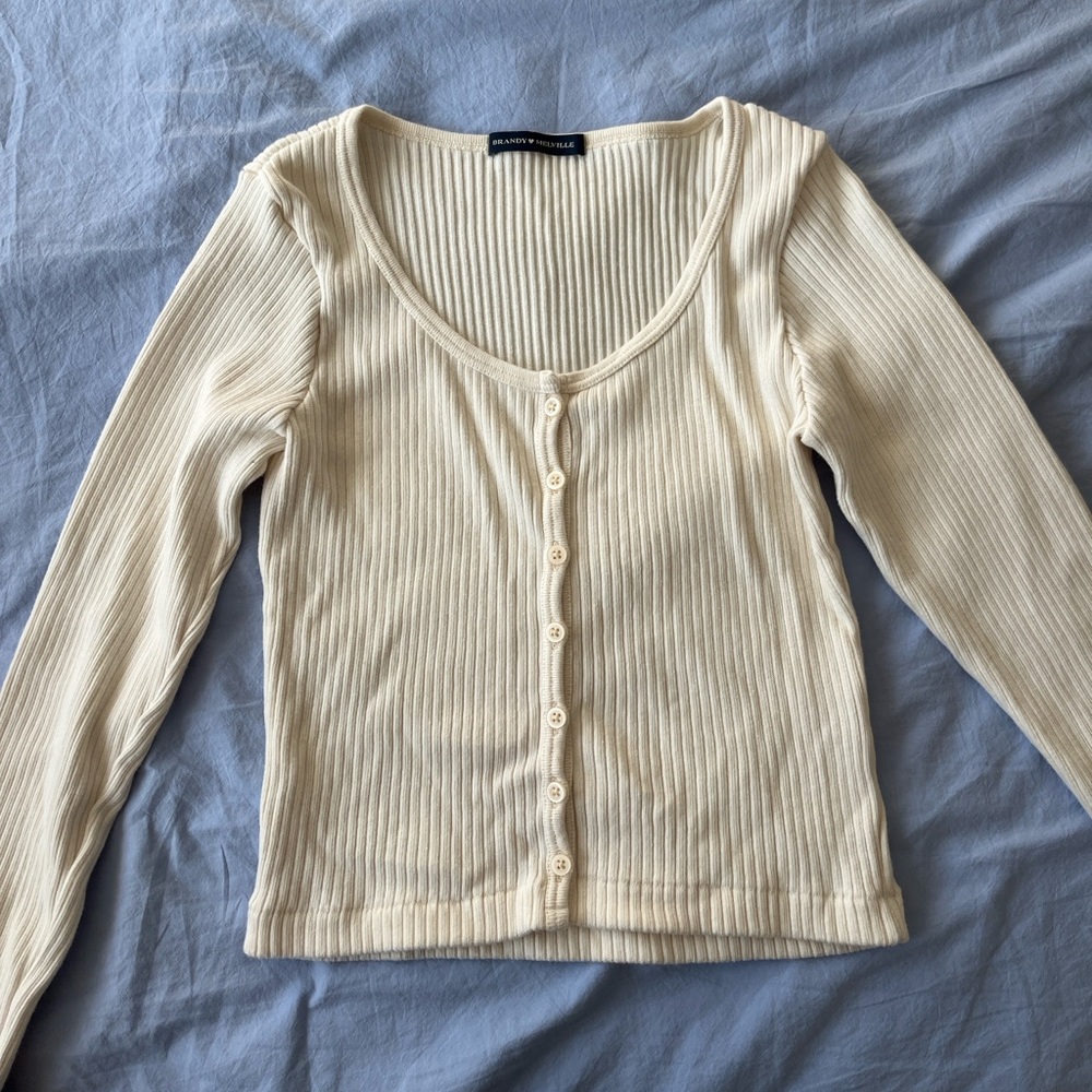 Brandy Melville fitted cardigan top